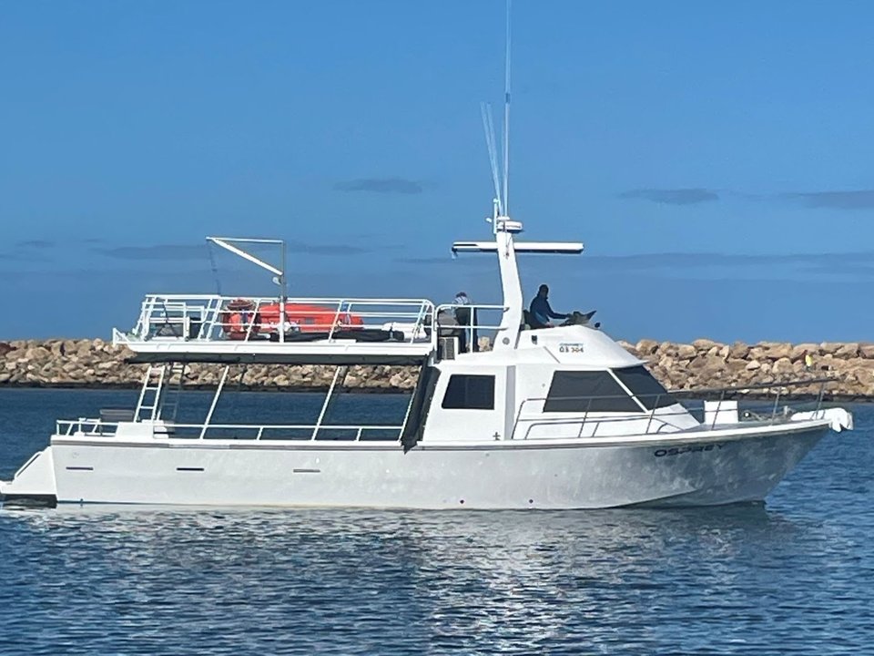 Osprey 48ft day cruiser for boat hire in Perth